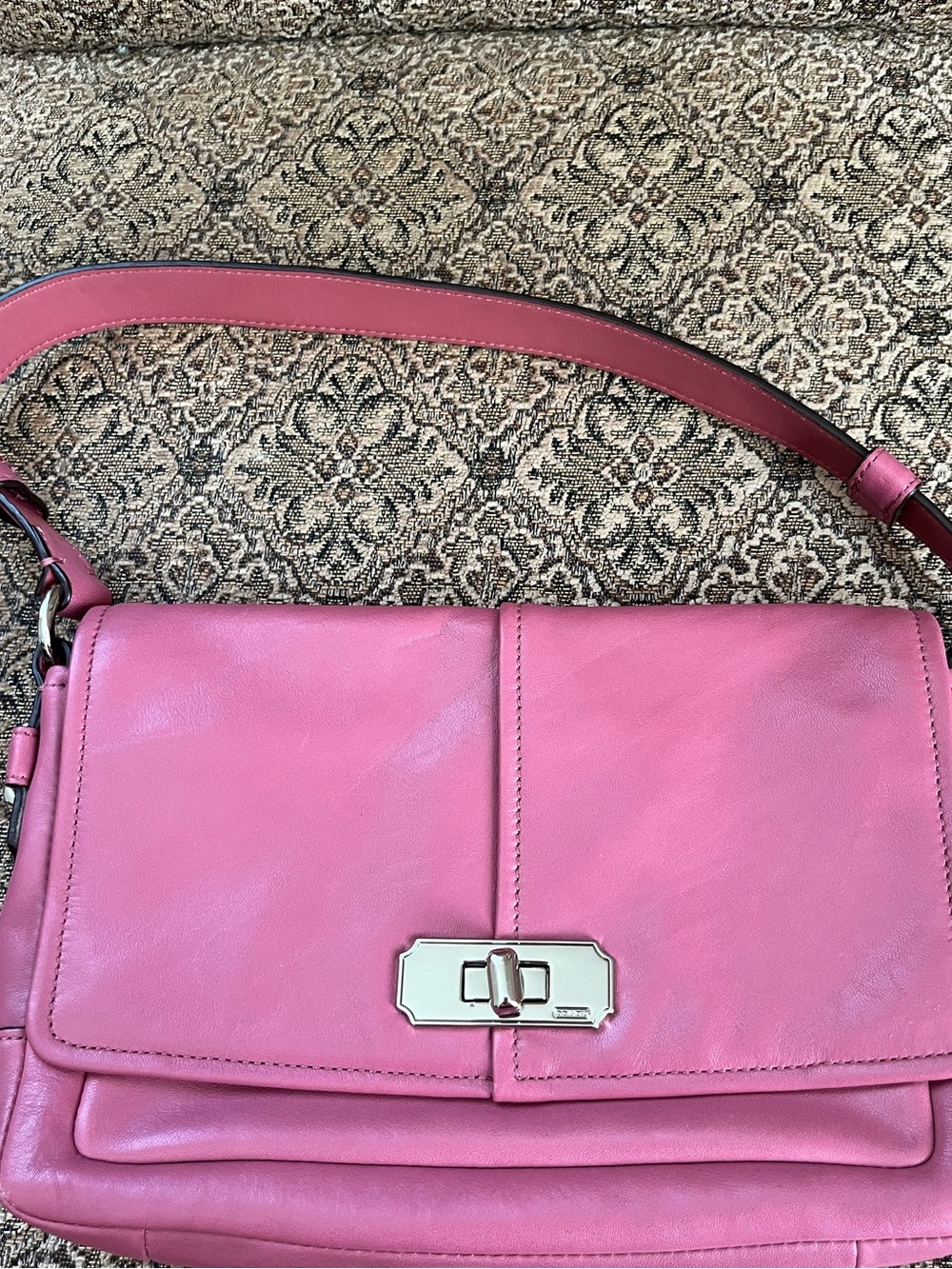 Coach Pink Leather Turn-Lock Shoulder Bag immaculate interior 10” by 6” strap 16